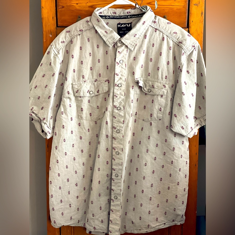 Kavu Men Short Sleeve Button Down Shirt
